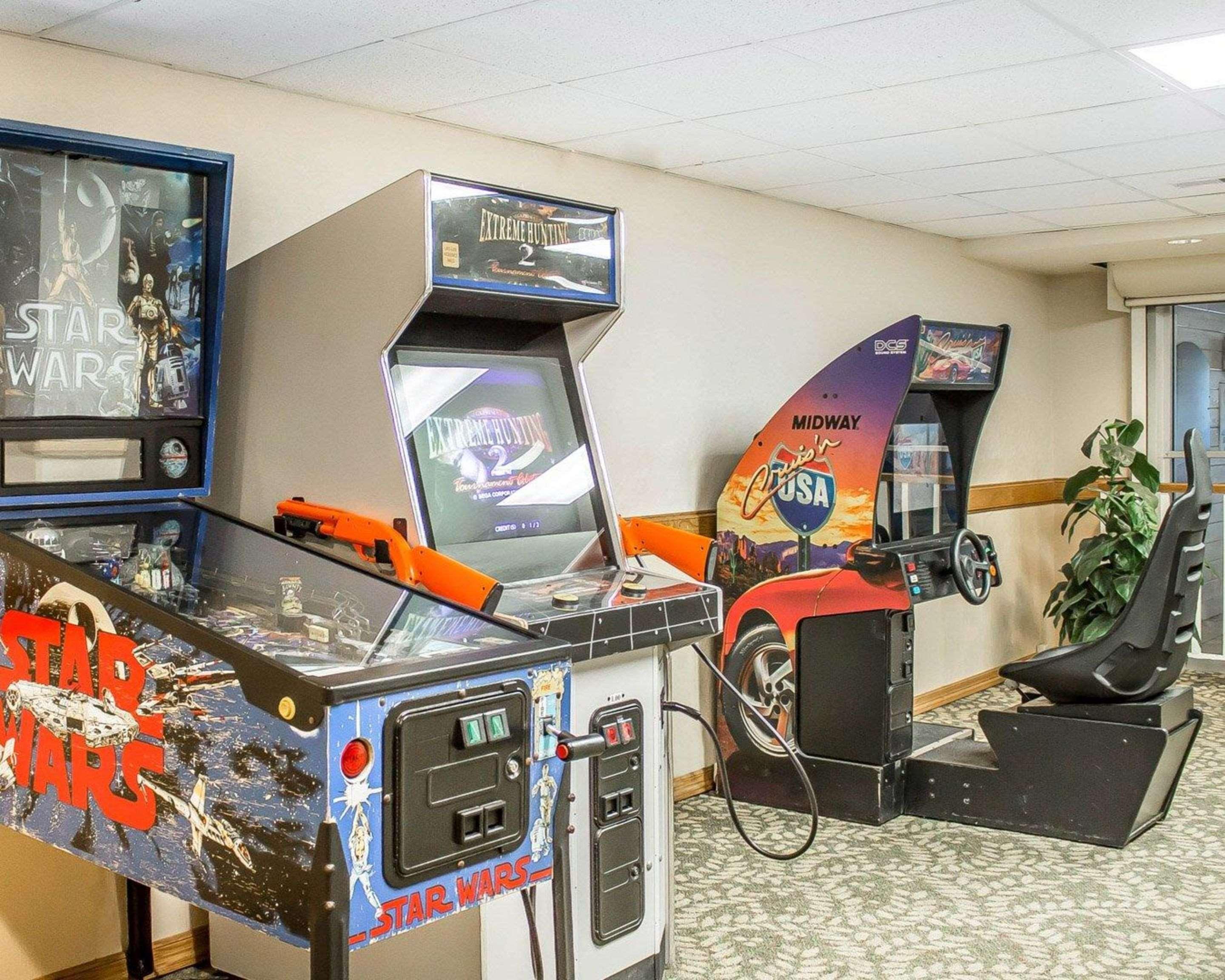 Quality Inn Rhinelander Buitenkant foto