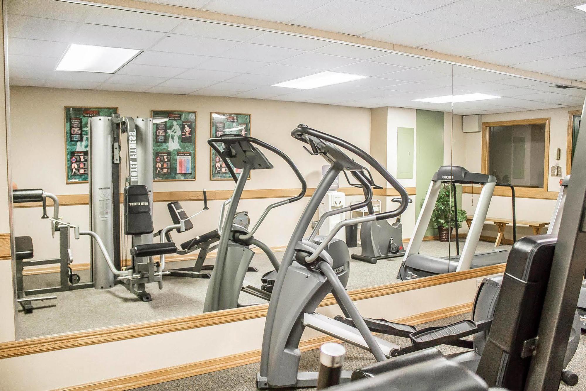 Quality Inn Rhinelander Buitenkant foto